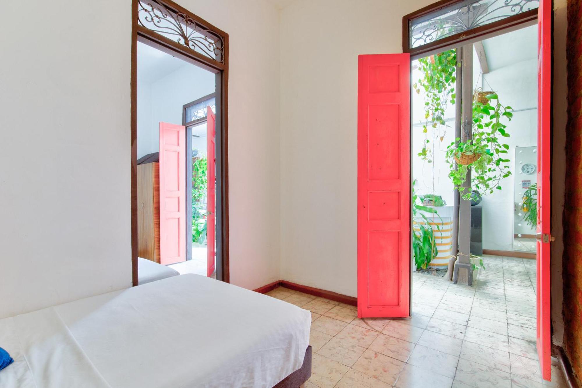 Casa Blanca San Antonio Hostal Boutique Cali Buitenkant foto