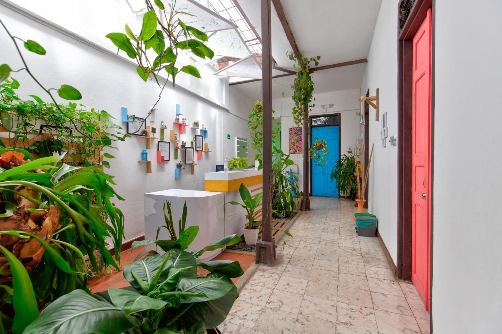 Casa Blanca San Antonio Hostal Boutique Cali Buitenkant foto